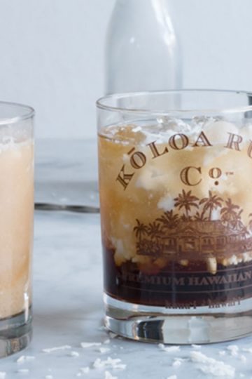 Hawaiian White Russian cocktail