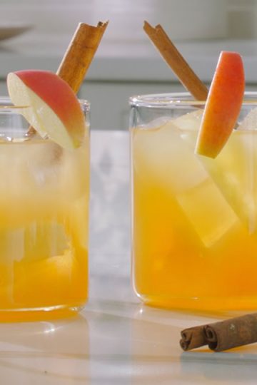 Apple Cider Crisp cocktail